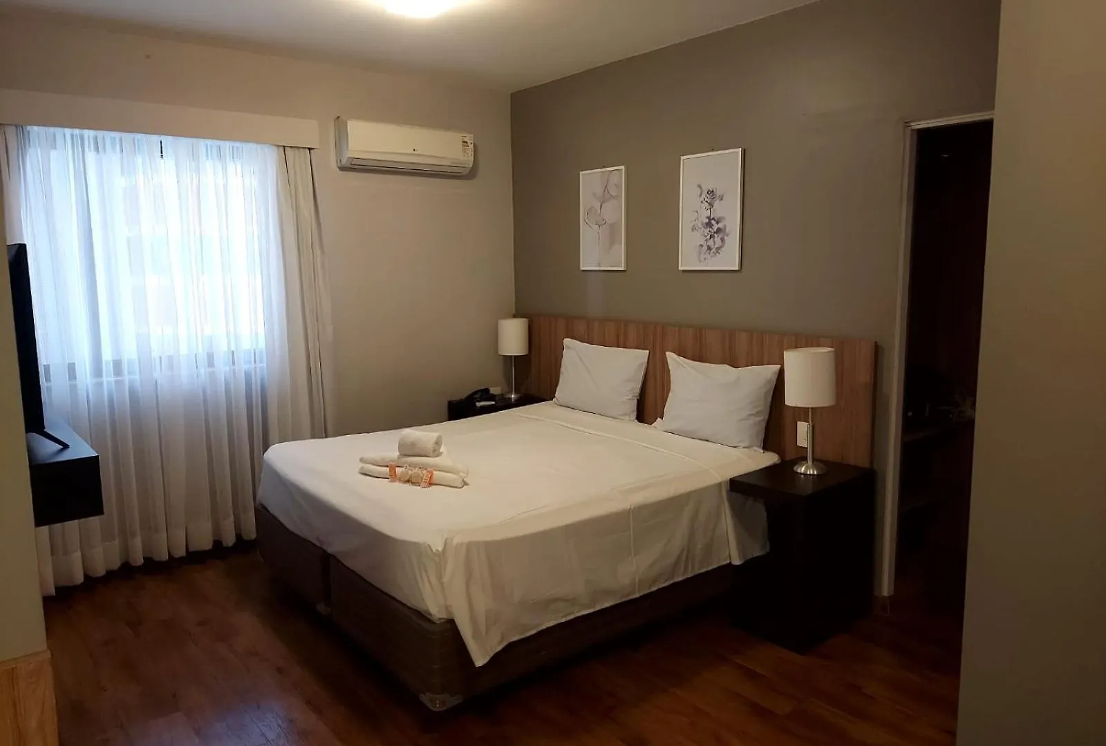 La Residence Paulista - Flat 806 - Residence Service + Academia + Piscina + Prox. Paulista Sao Paulo